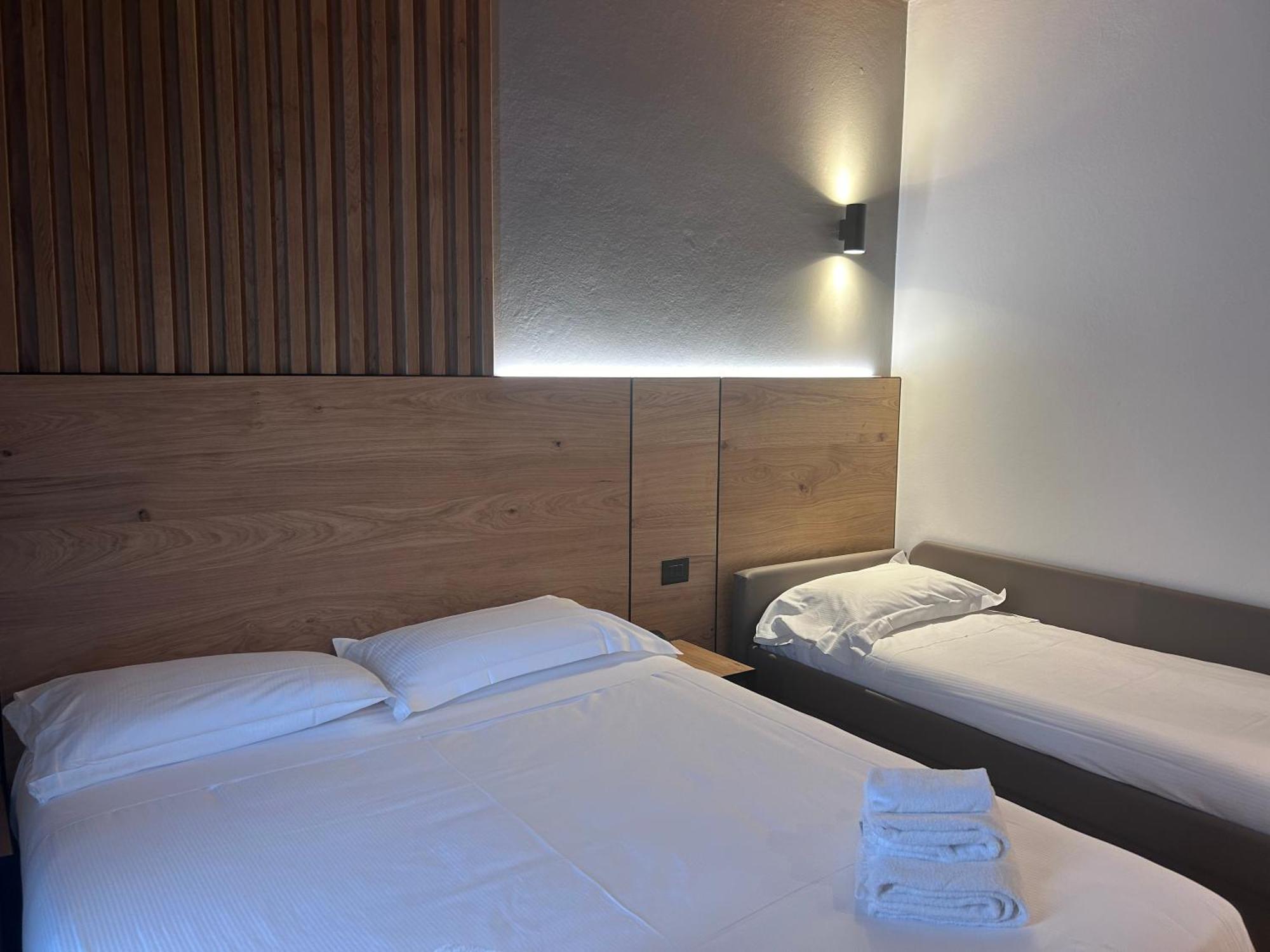Hotel Mauro Sirmione Buitenkant foto